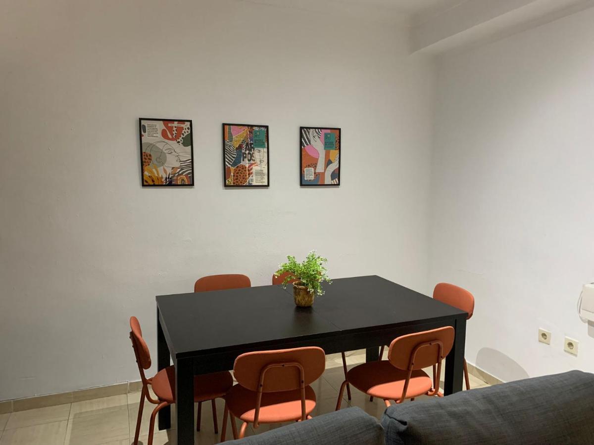 Apartamento Cinta 3 Habitaciones セビリア エクステリア 写真